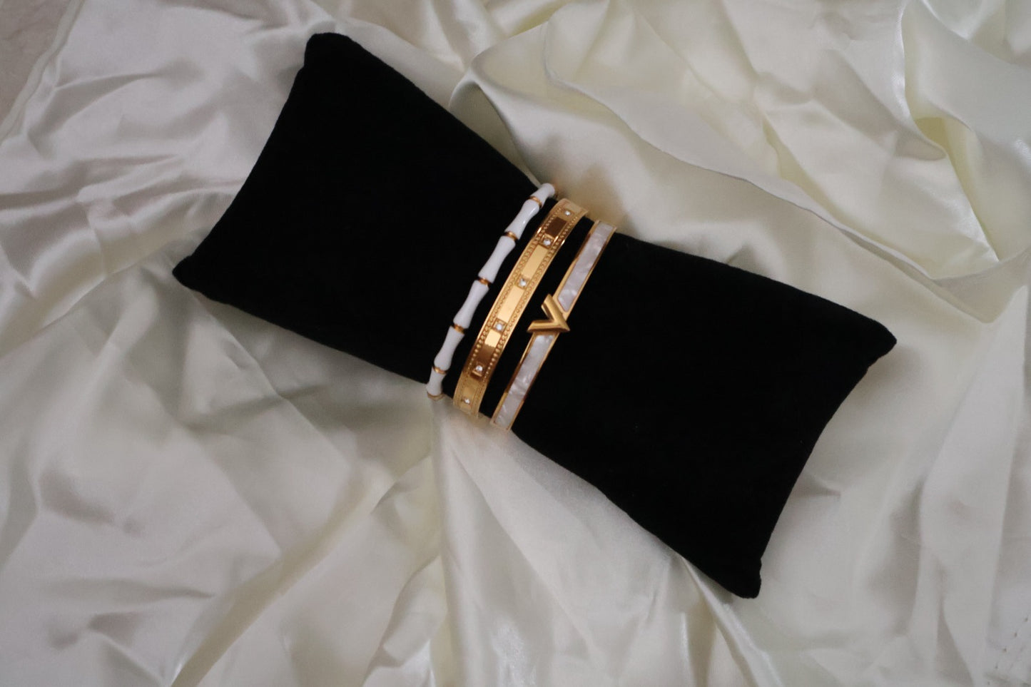 Witte Armband met Gouden Touch